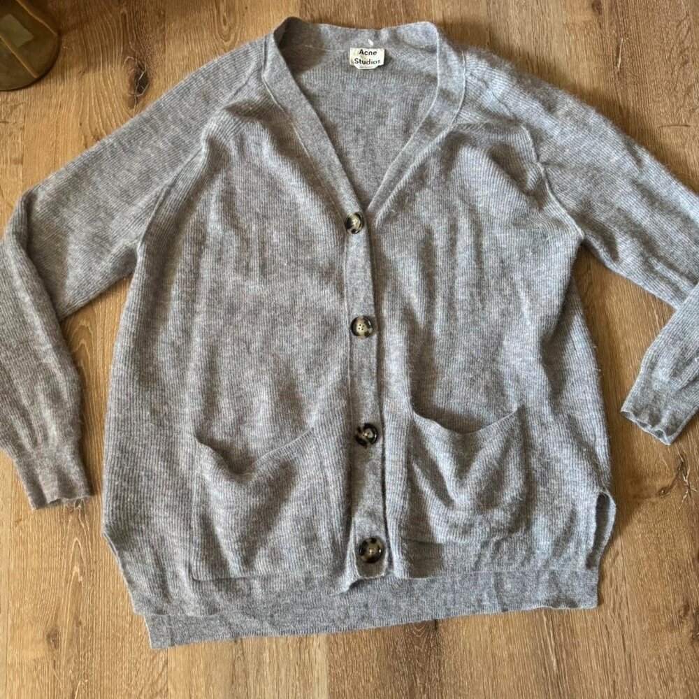 Acne Studios- Wool Alpaca cardigan in marble gray sz L‎